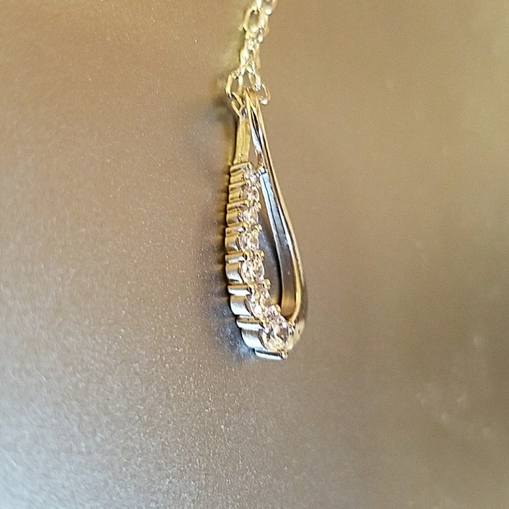 18k WGP cubic zirconia necklace boutique nwot 18” - Picture 9 of 15
